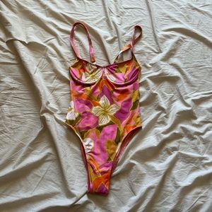 One Piece Cheeky Floral Bathing Suit Size XS